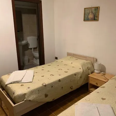 לינה וארוחת בוקר Solidea Veronella
